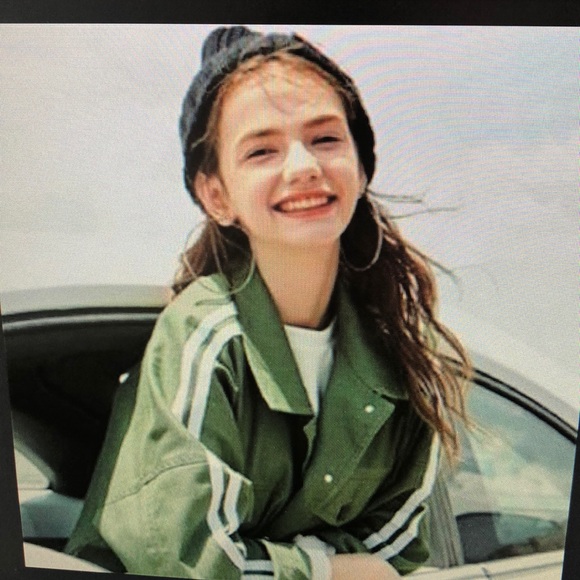 Meet your Posher, Bruce - Picture 1 of 1